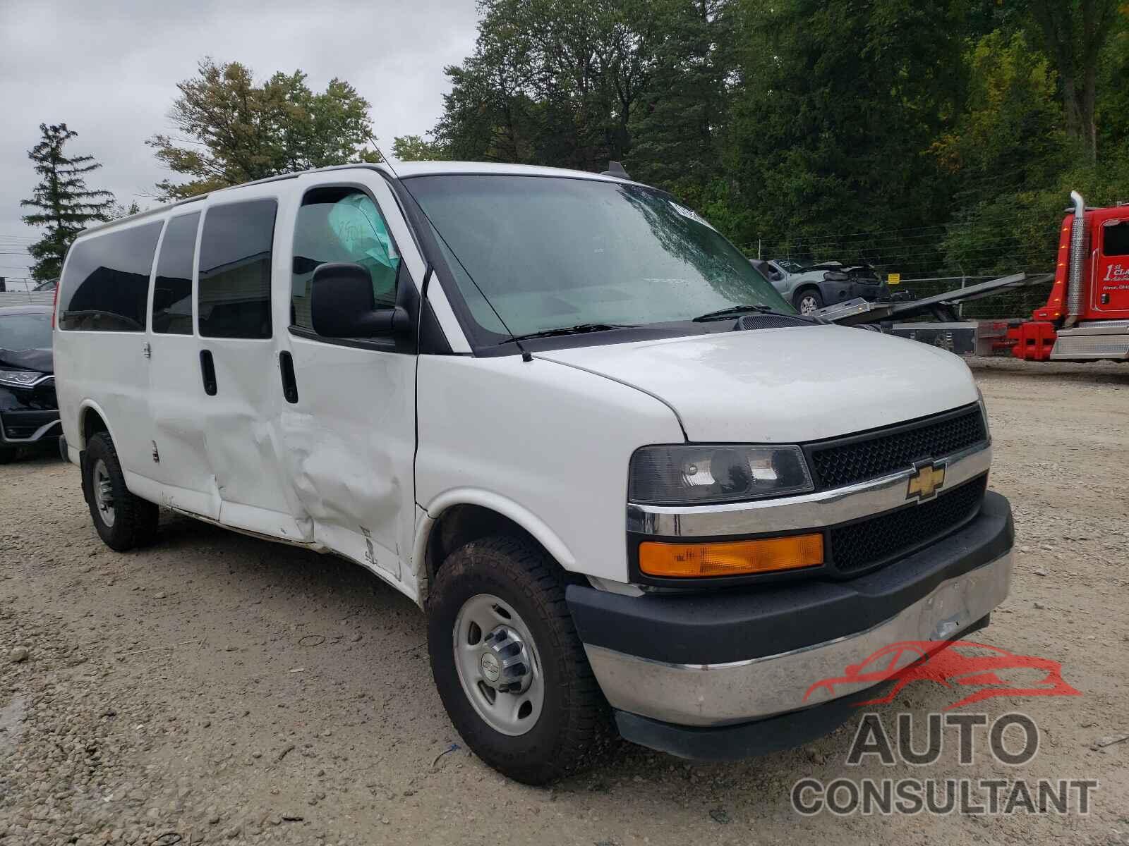 CHEVROLET EXPRESS 2017 - 1GAZGPFG0H1335967