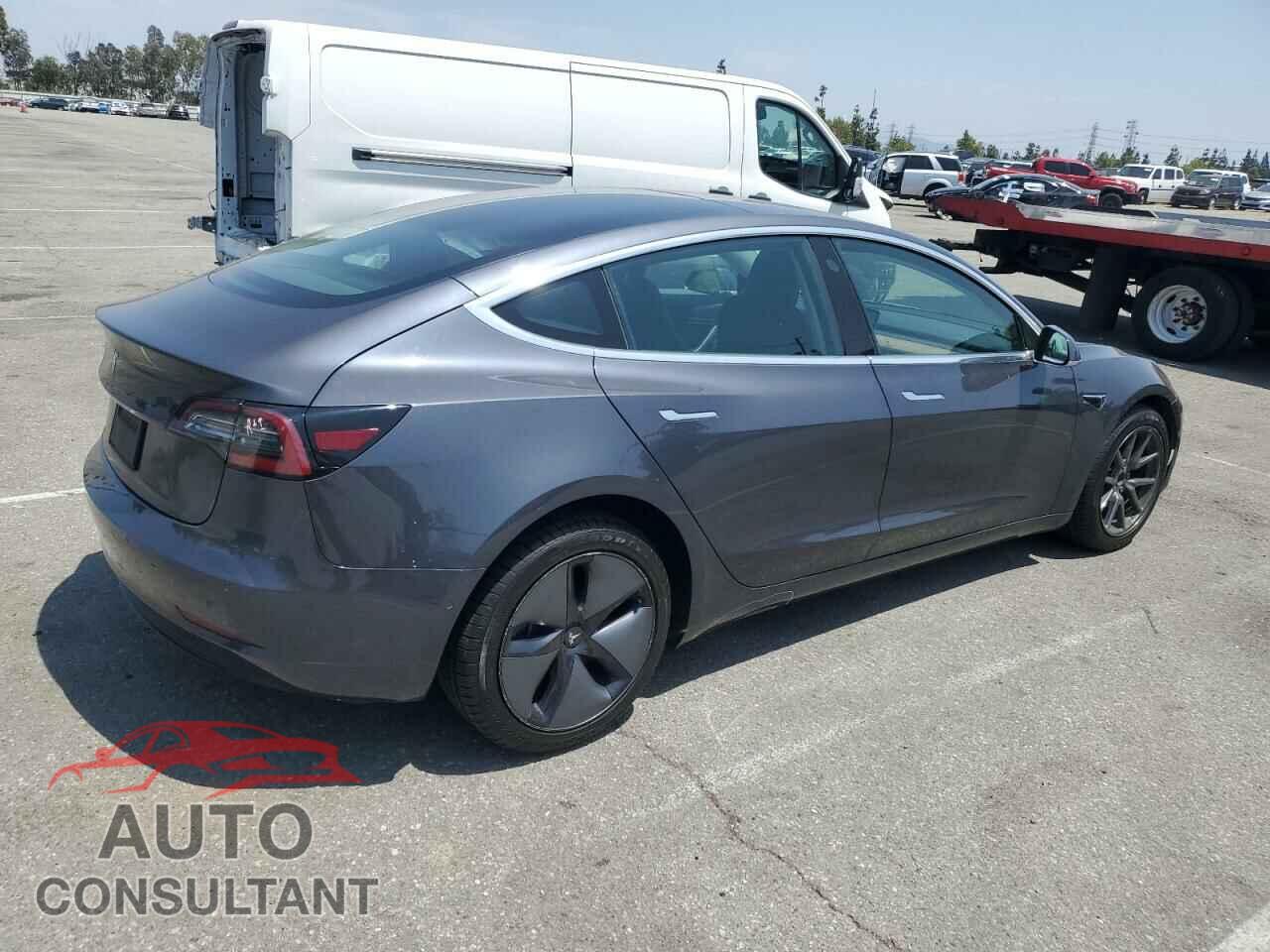 TESLA MODEL 3 2019 - 5YJ3E1EA5KF298832
