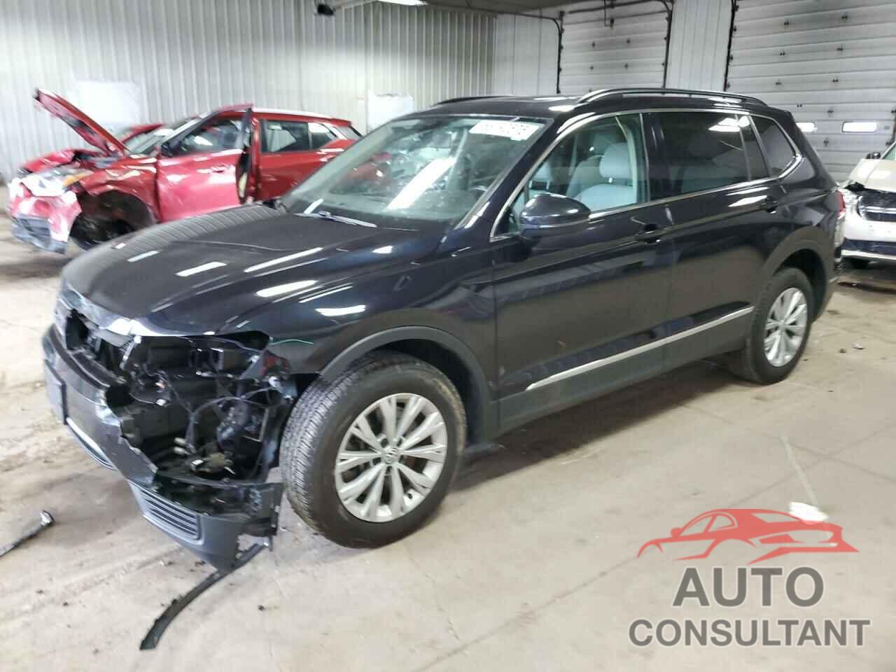 VOLKSWAGEN TIGUAN 2018 - 3VV2B7AX4JM138096
