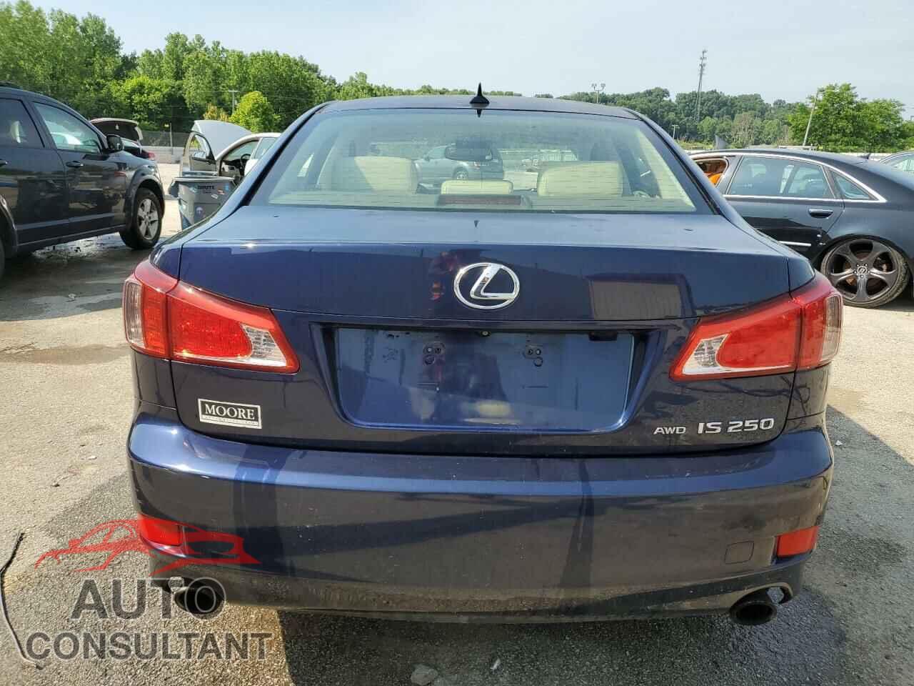 LEXUS IS 2012 - JTHCF5C23C5055442