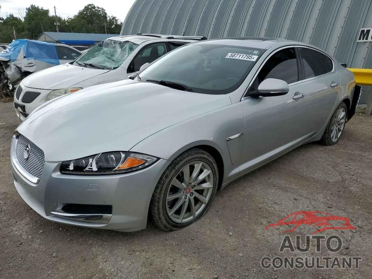 JAGUAR XF 2015 - SAJWA0FS9FPU88236