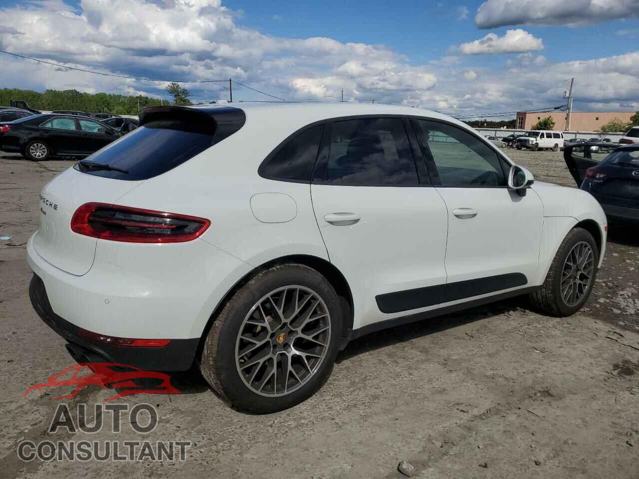 PORSCHE MACAN 2018 - WP1AA2A52JLB21473