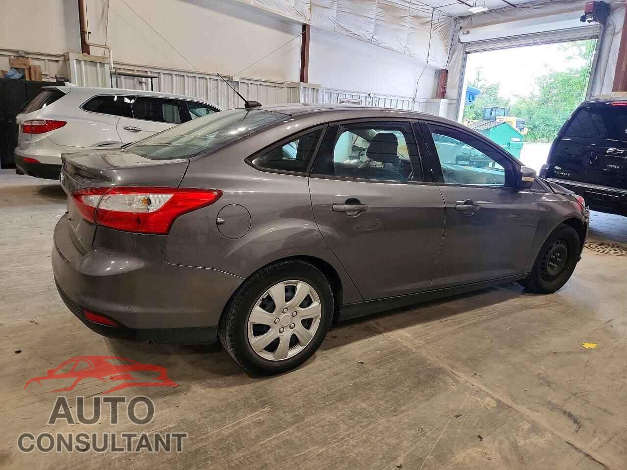 FORD FOCUS 2012 - 1FAHP3F23CL353396