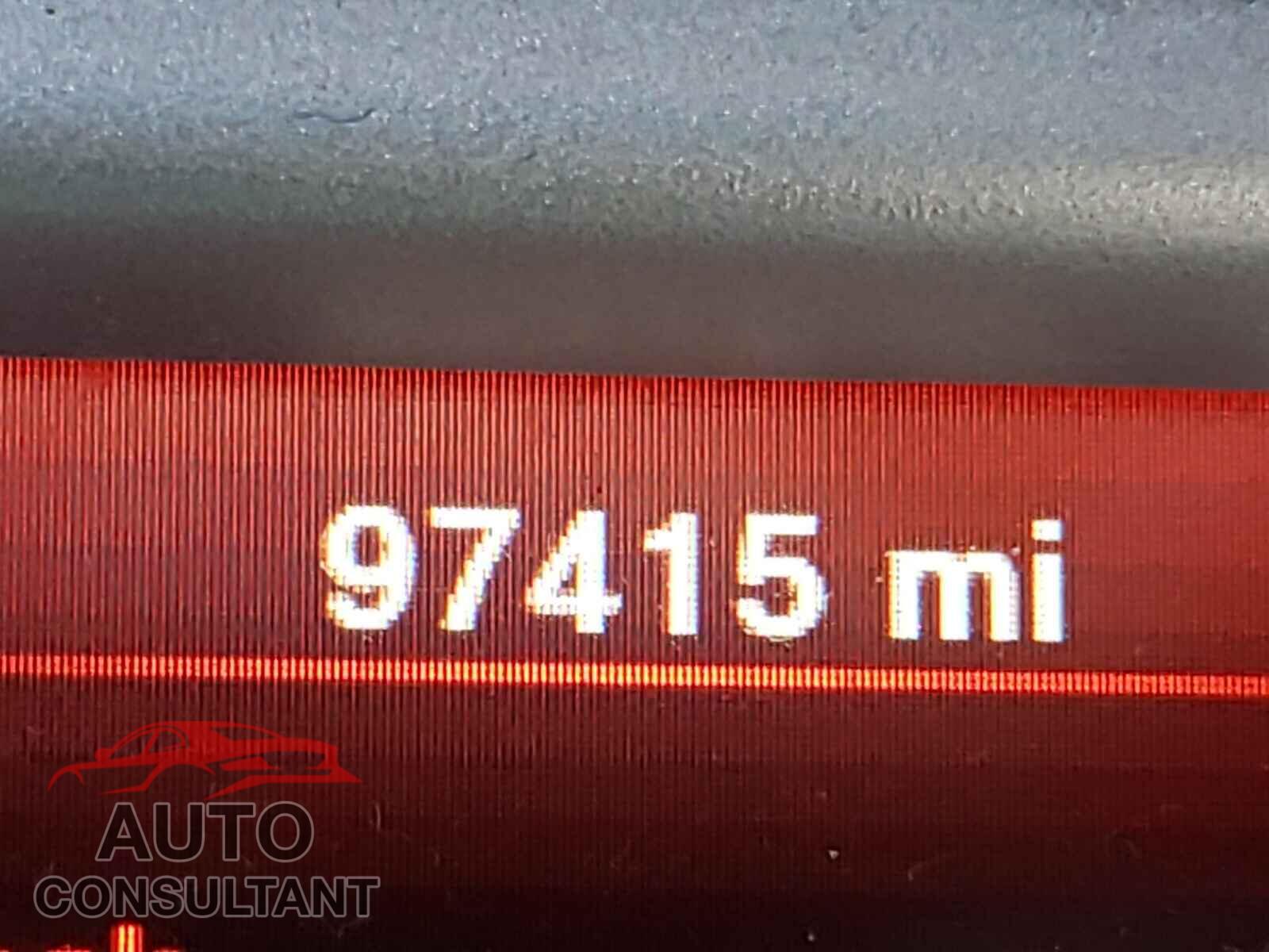 DODGE JOURNEY 2017 - 3C4PDCAB6HT552914