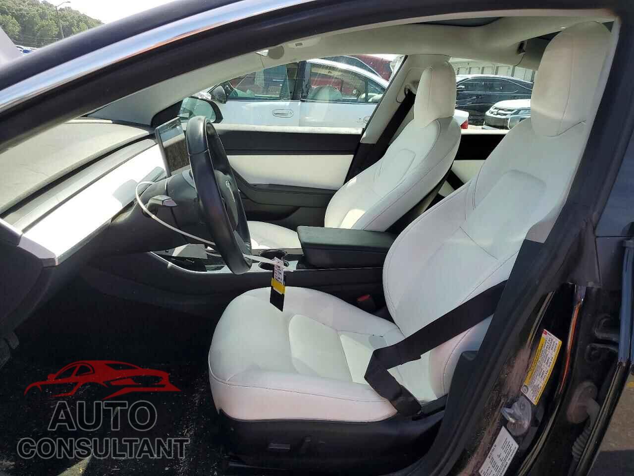 TESLA MODEL 3 2019 - 5YJ3E1EAXKF301675