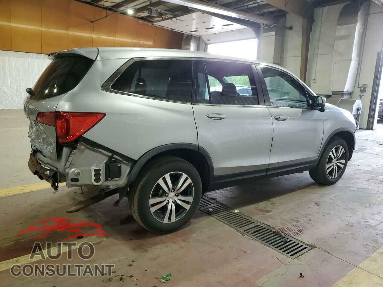 HONDA PILOT 2017 - 5FNYF6H54HB059103