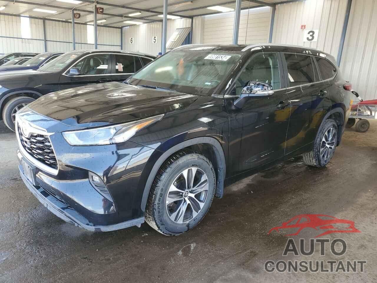 TOYOTA HIGHLANDER 2023 - 5TDKDRBH4PS012082