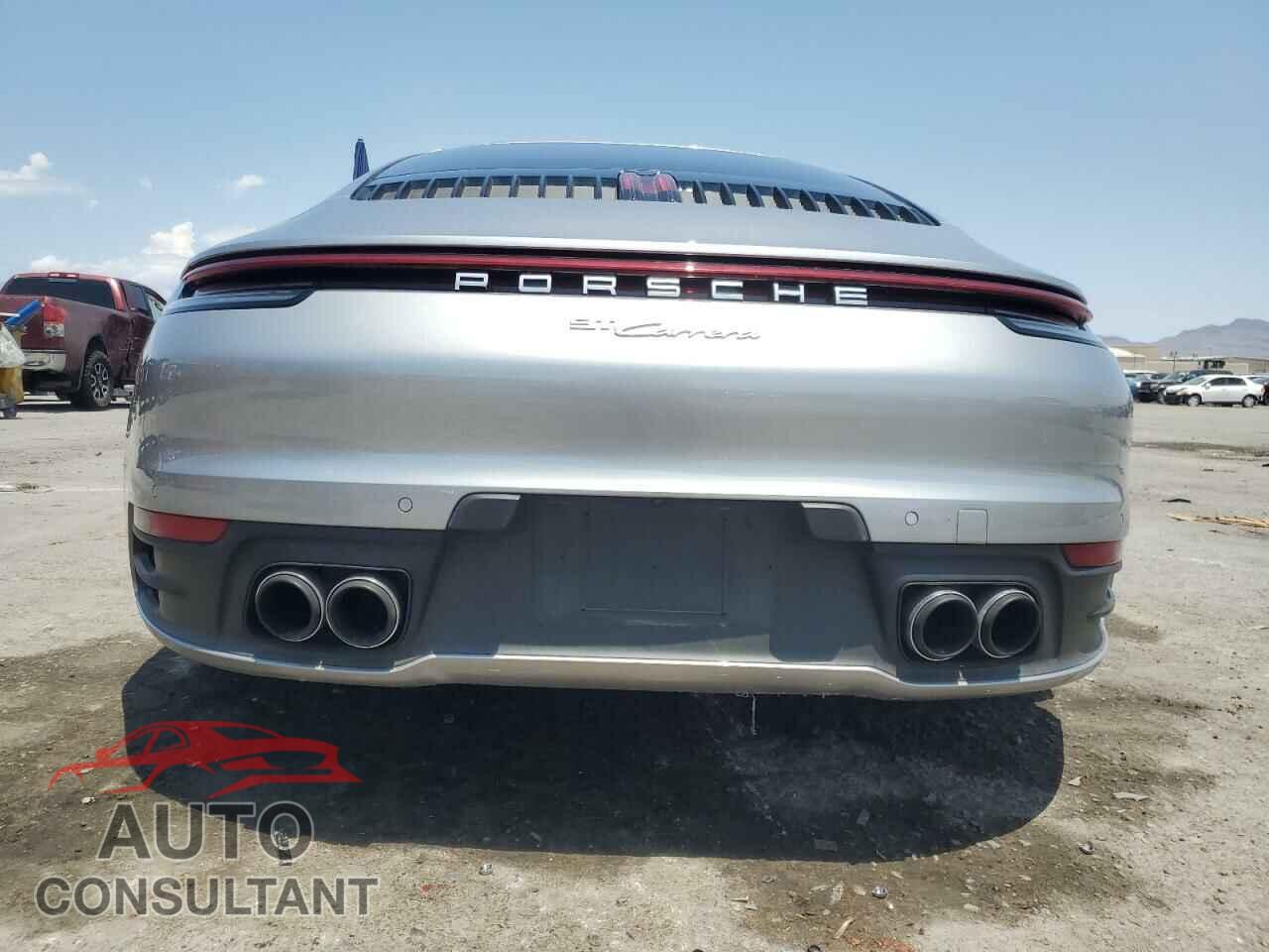 PORSCHE 911 2024 - WP0AA2A90RS210058