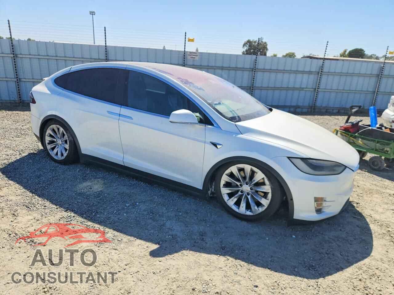 TESLA MODEL X 2017 - 5YJXCBE27HF059233
