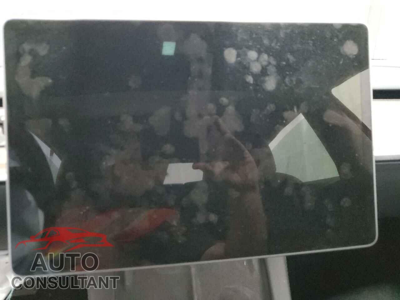 TESLA MODEL 3 2022 - 5YJ3E1EA5NF371041