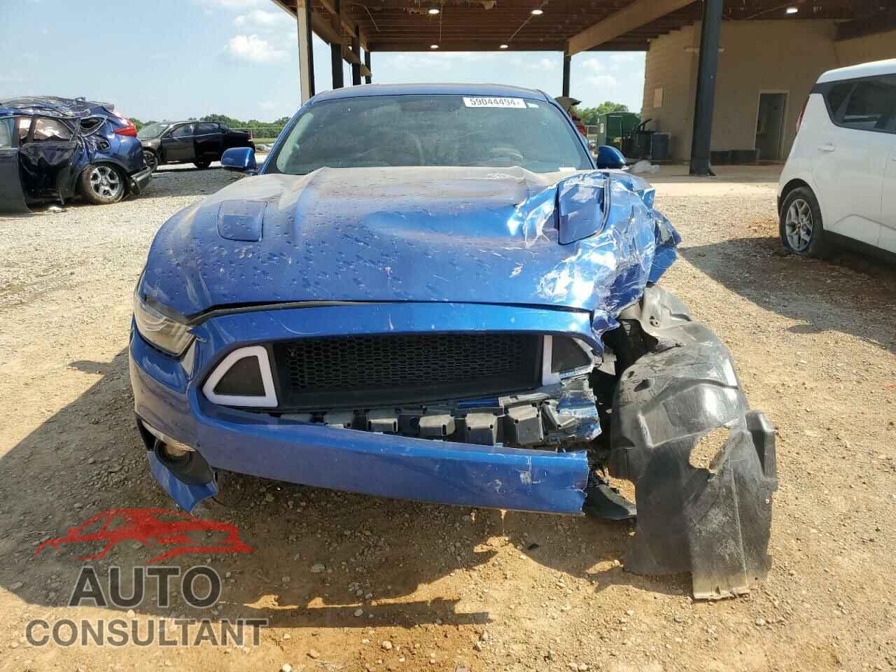 FORD MUSTANG 2017 - 1FA6P8CF9H5207947