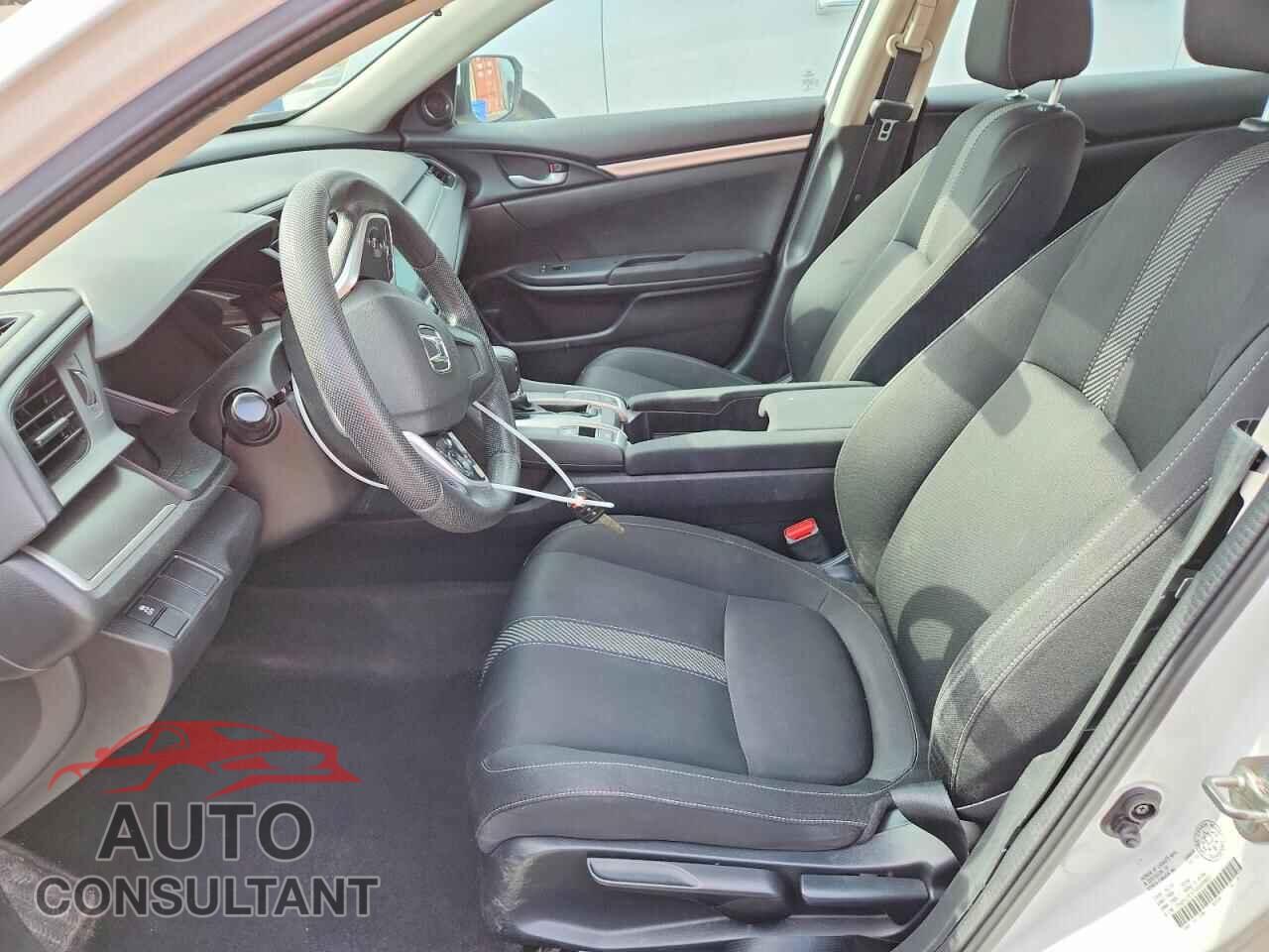 HONDA CIVIC 2017 - 2HGFC2F57HH004863
