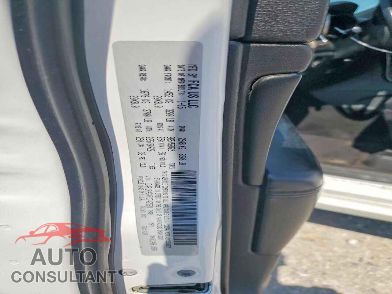 JEEP CHEROKEE 2015 - 1C4RJFAGXFC742528