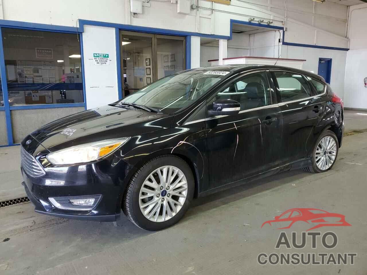 FORD FOCUS 2017 - 1FADP3N26HL215486