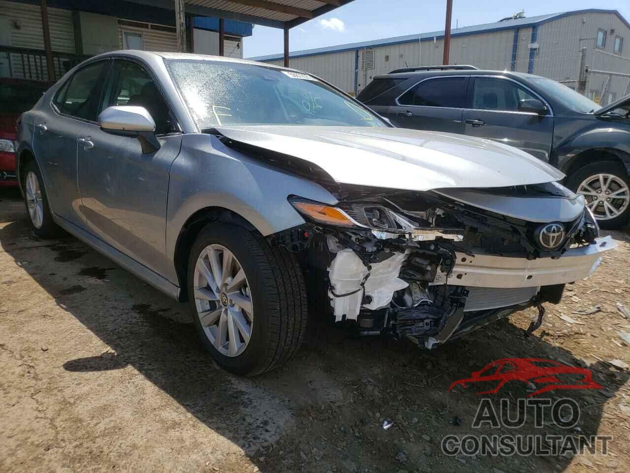 TOYOTA CAMRY 2022 - 4T1C11AK6NU695371