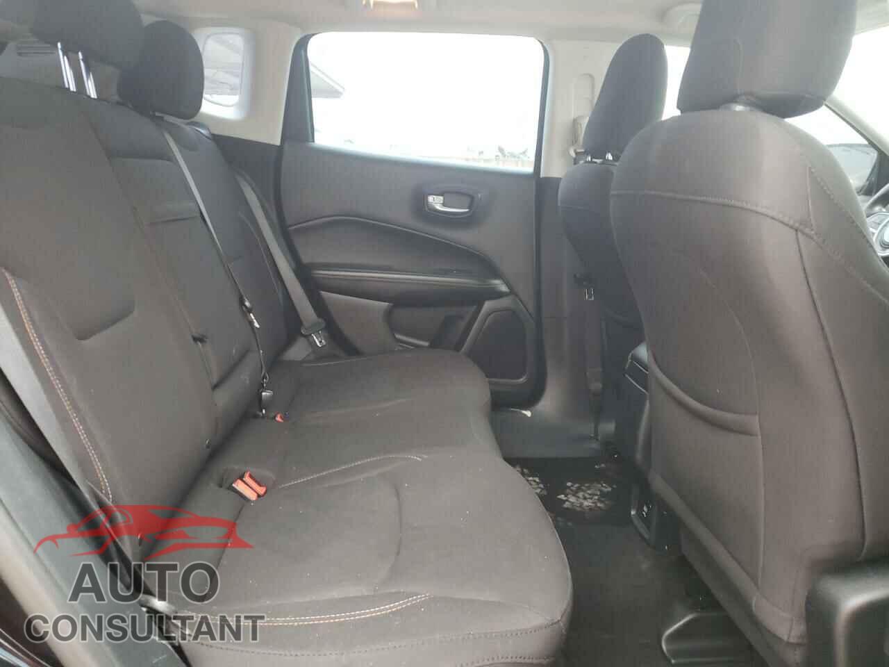 JEEP COMPASS 2017 - 3C4NJCAB3HT672427