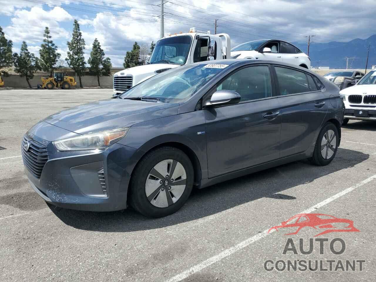 HYUNDAI IONIQ 2018 - KMHC65LC6JU103878