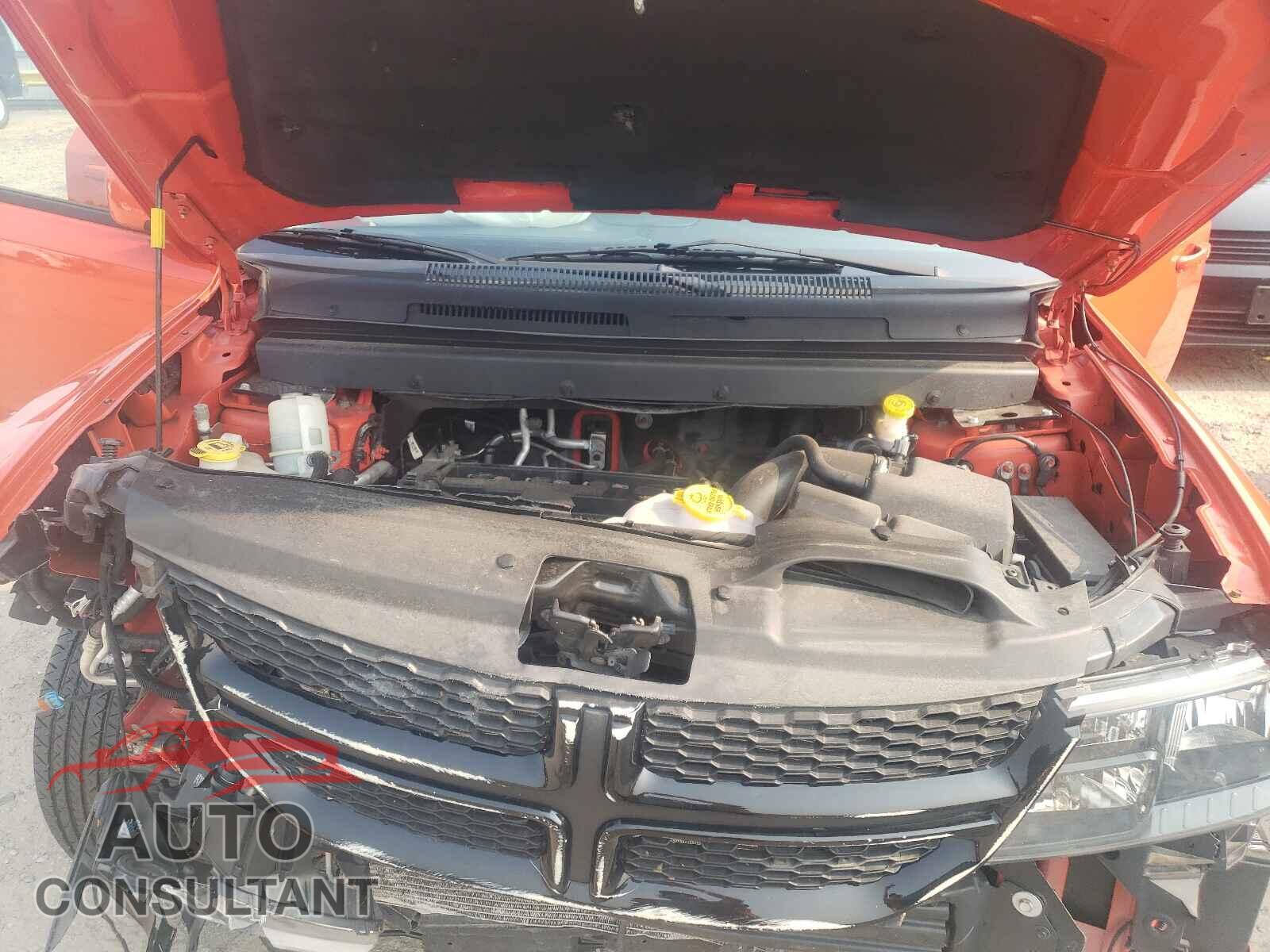 DODGE JOURNEY 2017 - 3C4PDCGB1HT563682