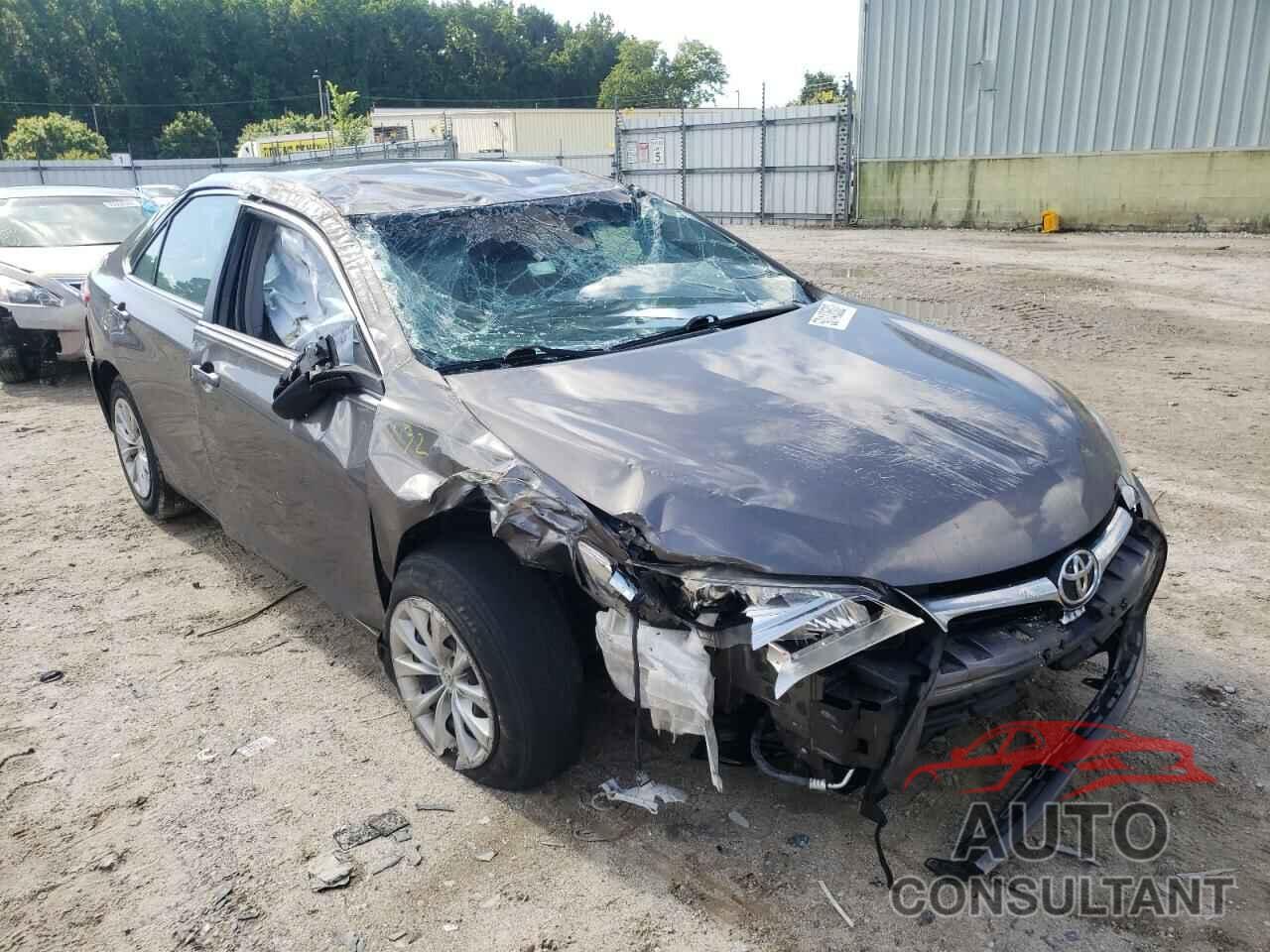 TOYOTA CAMRY 2016 - 4T1BF1FK2GU584258