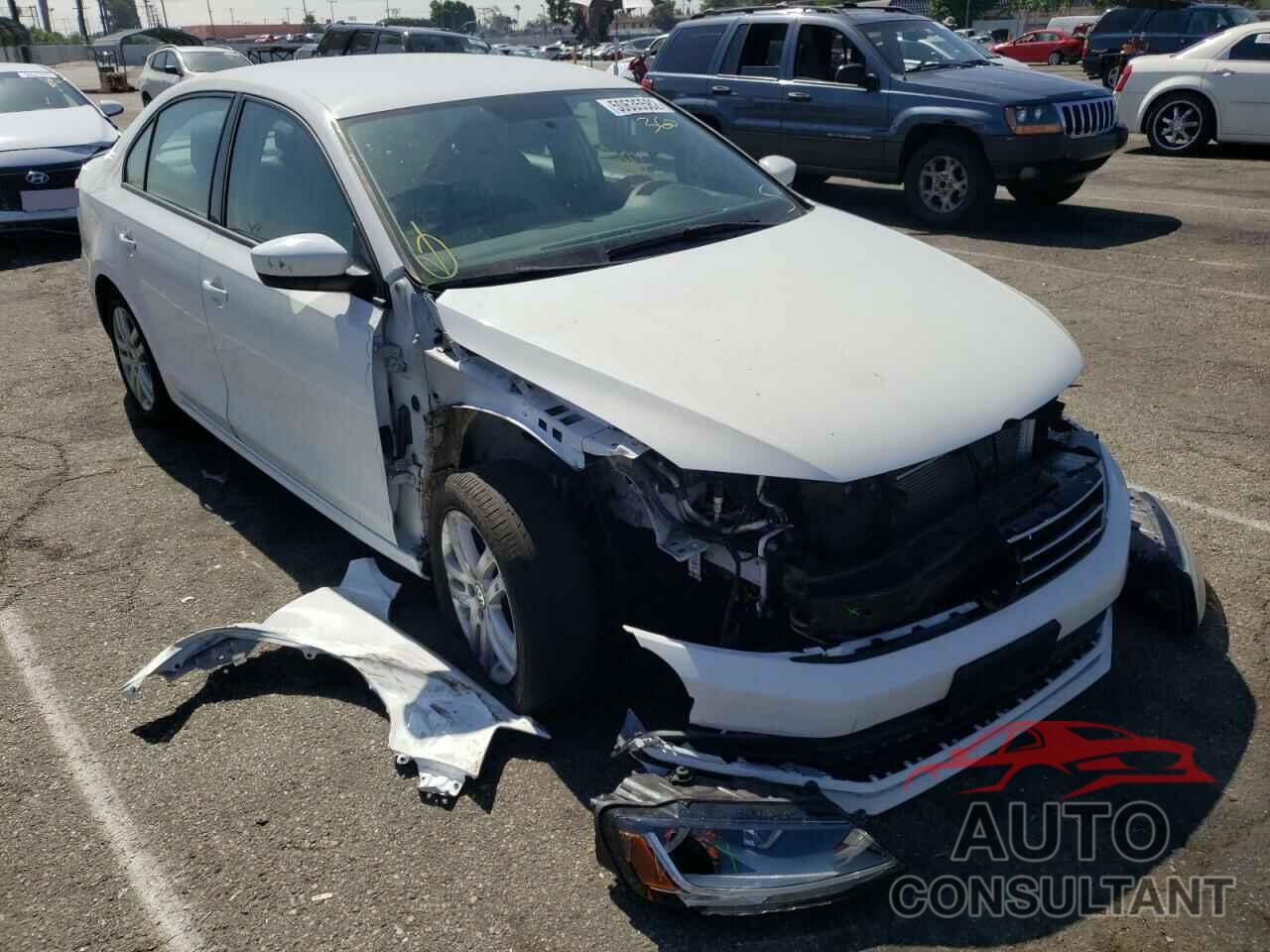 VOLKSWAGEN JETTA 2018 - 3VW2B7AJ5JM229854