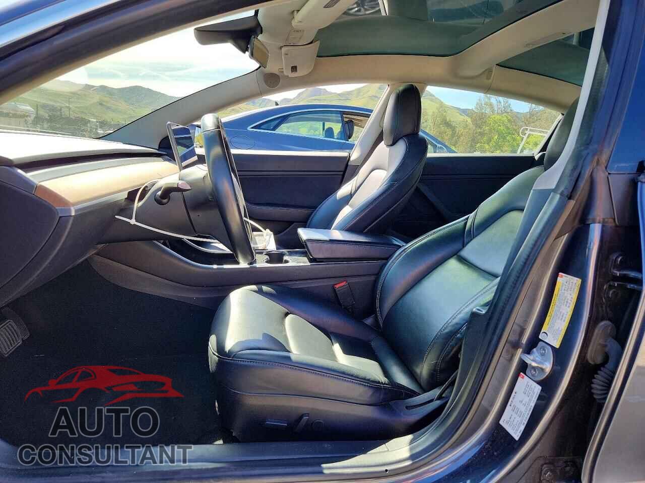 TESLA MODEL 3 2018 - 5YJ3E1EA8JF059516