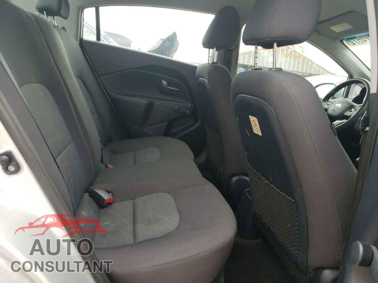 KIA RIO 2017 - KNADM4A31H6049106