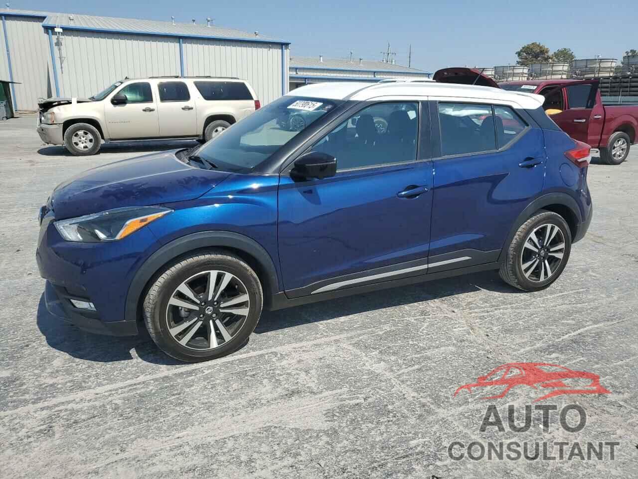NISSAN KICKS 2018 - 3N1CP5CUXJL524851