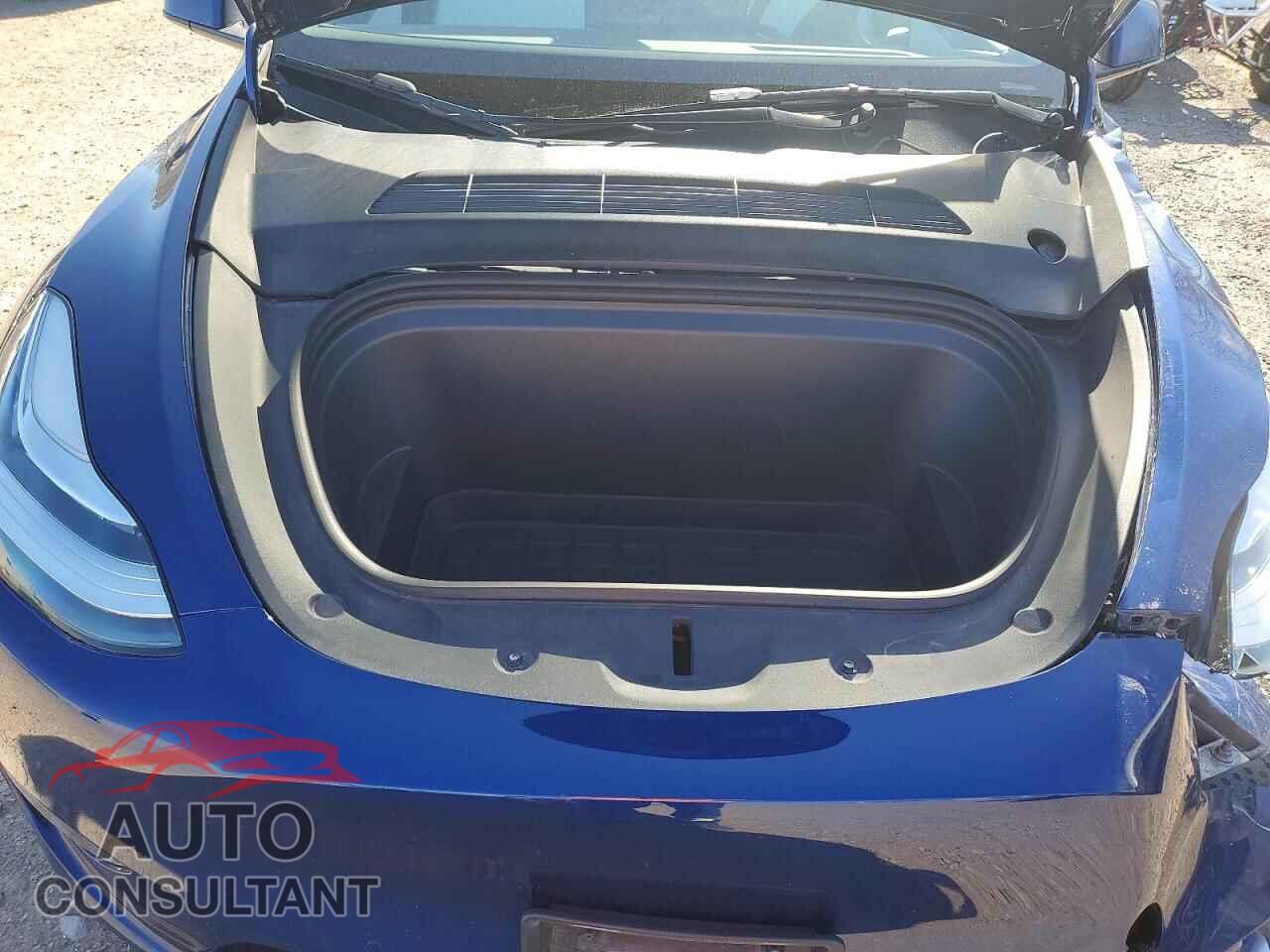TESLA MODEL Y 2022 - 7SAYGAEE2NF429192