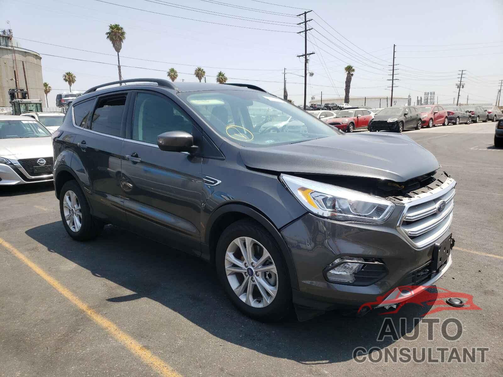 FORD ESCAPE 2018 - 1FMCU9HDXJUD37570