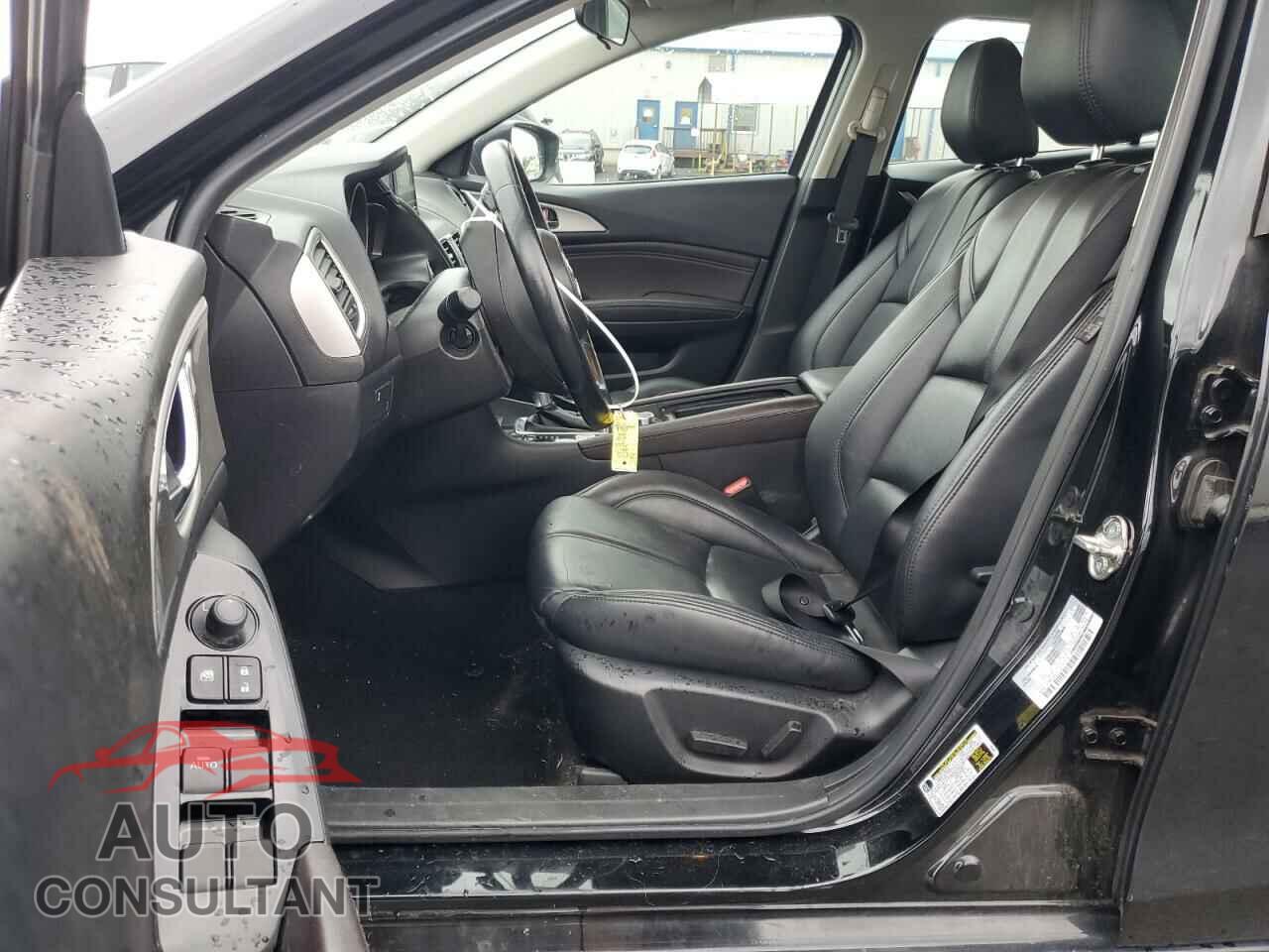 MAZDA 3 2017 - 3MZBN1L72HM148973