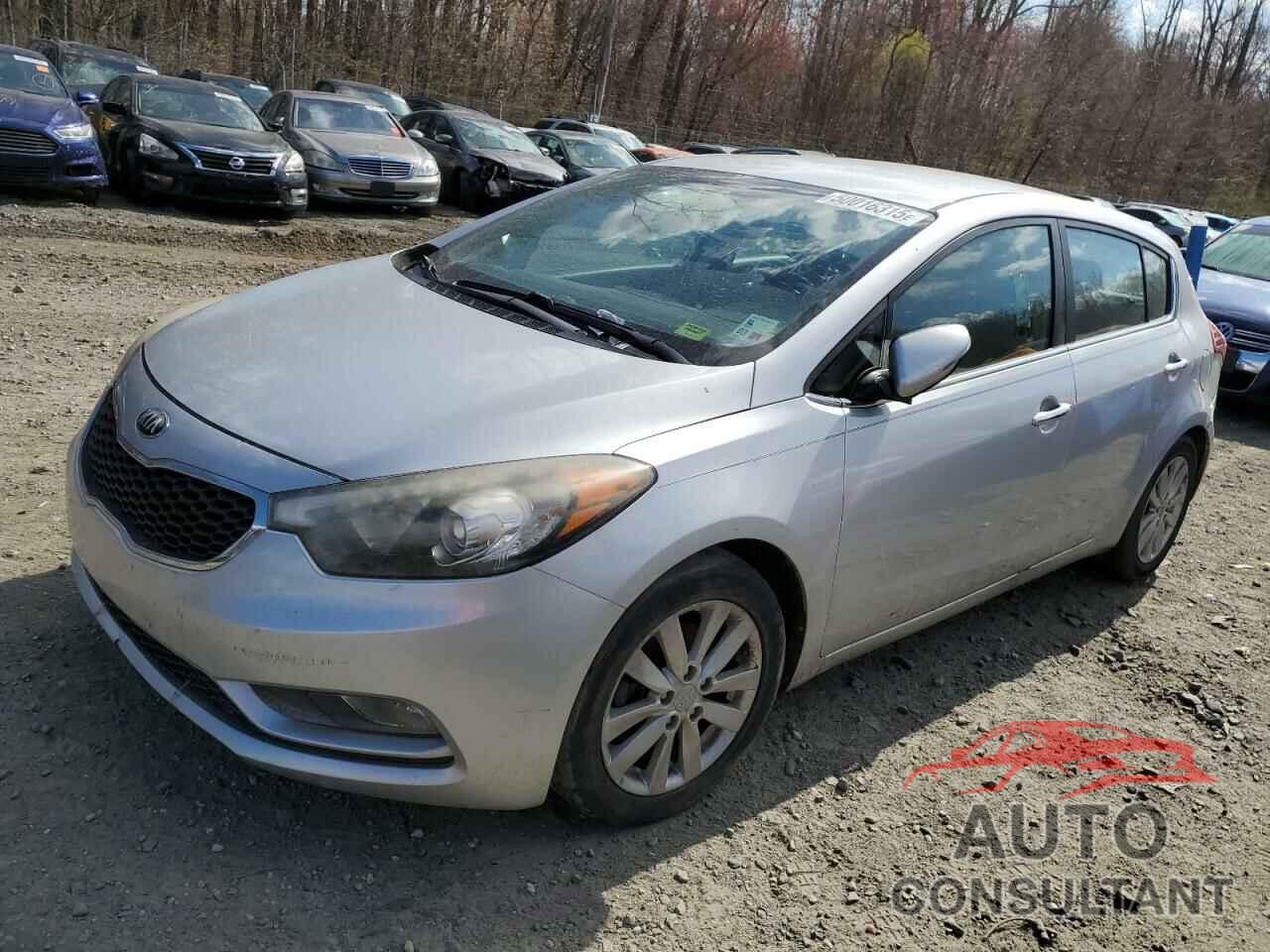 KIA FORTE 2015 - KNAFX5A83F5396666