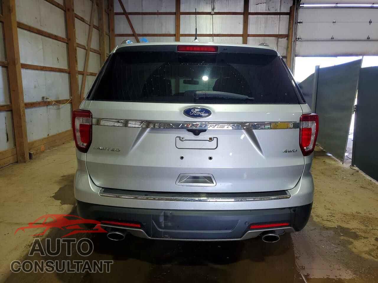FORD EXPLORER 2018 - 1FM5K8F85JGB11045