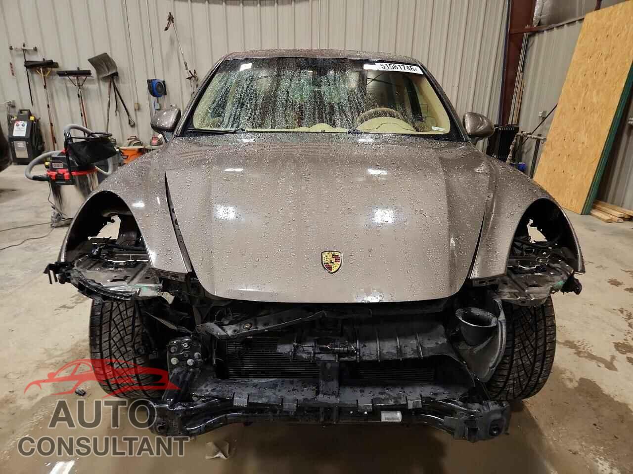 PORSCHE CAYENNE 2012 - WP1AA2A25CLA10327