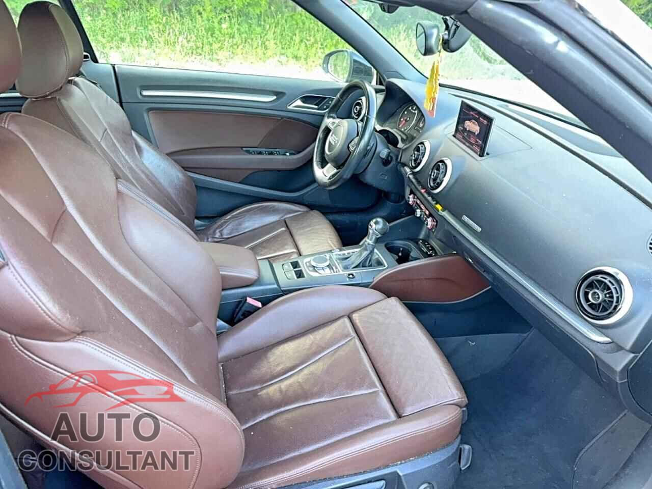 AUDI A3 2015 - WAU3FLFF1F1034442