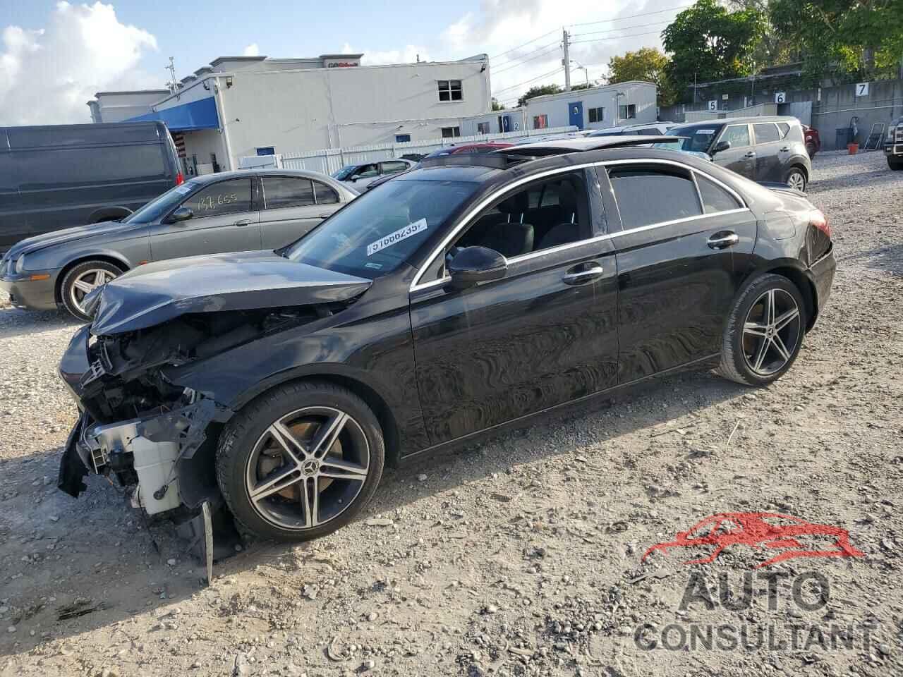 MERCEDES-BENZ A-CLASS 2022 - W1K3G4EB4NJ328653