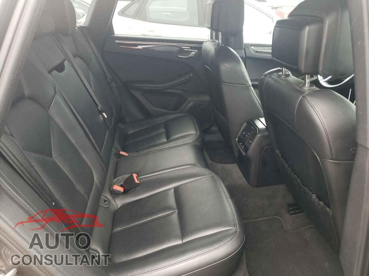 PORSCHE MACAN 2016 - WP1AB2A59GLB52757