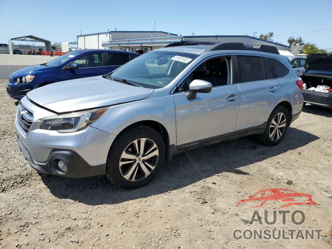 SUBARU OUTBACK 2018 - 4S4BSENC4J3322526