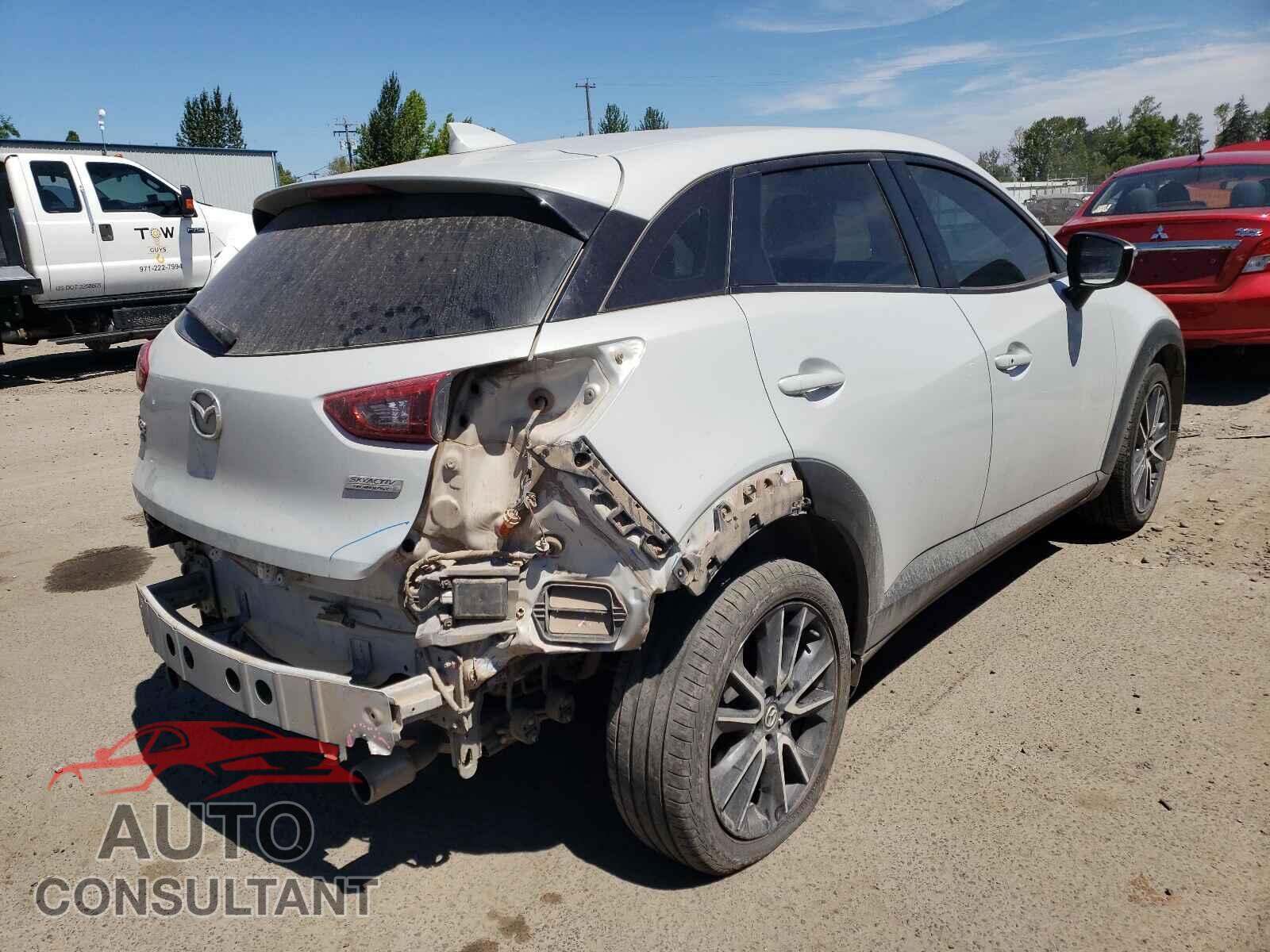 MAZDA CX-3 2018 - JM1DKFC76J0310873