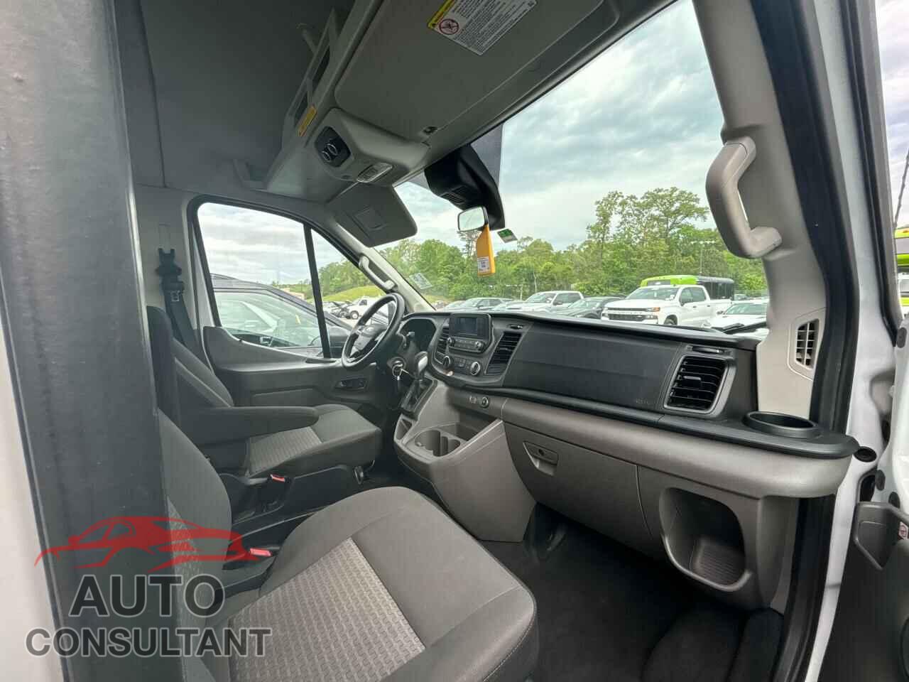 FORD TRANSIT 2020 - 1FBAX2C89LKA60322