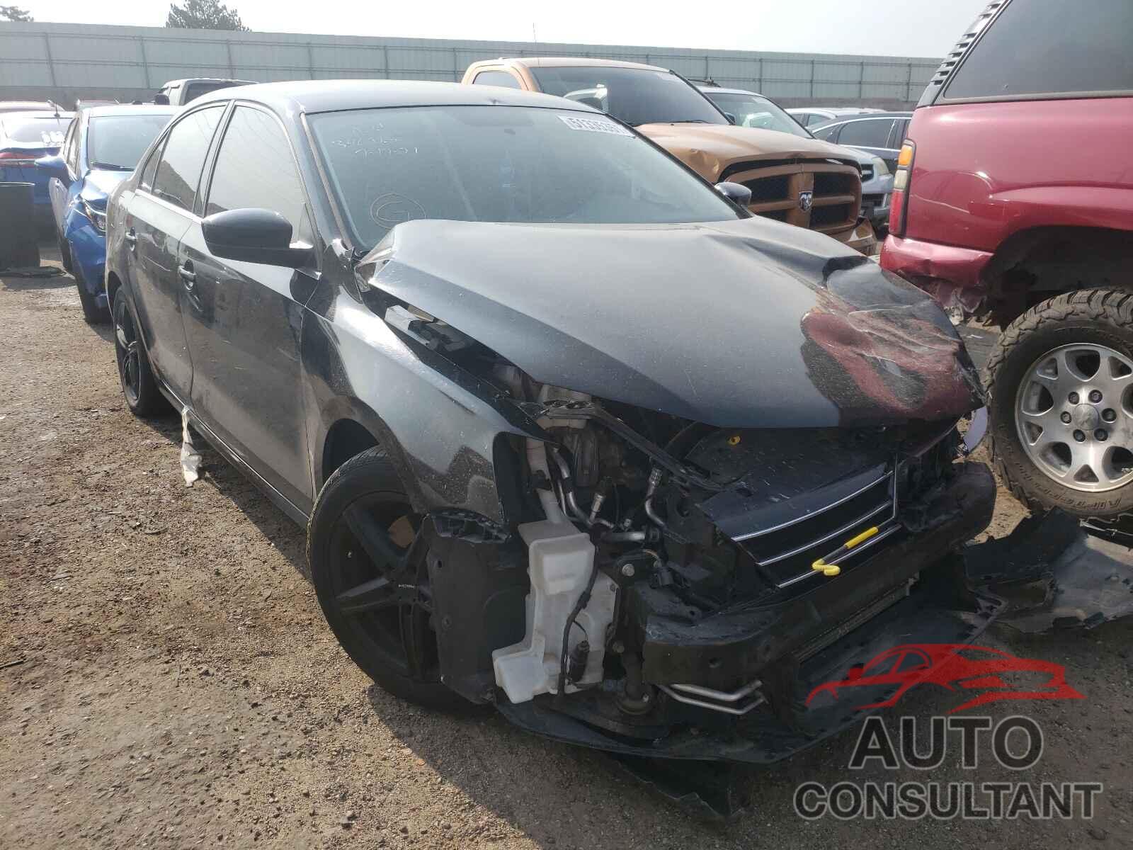 VOLKSWAGEN JETTA 2017 - 3VW2B7AJ9HM356696