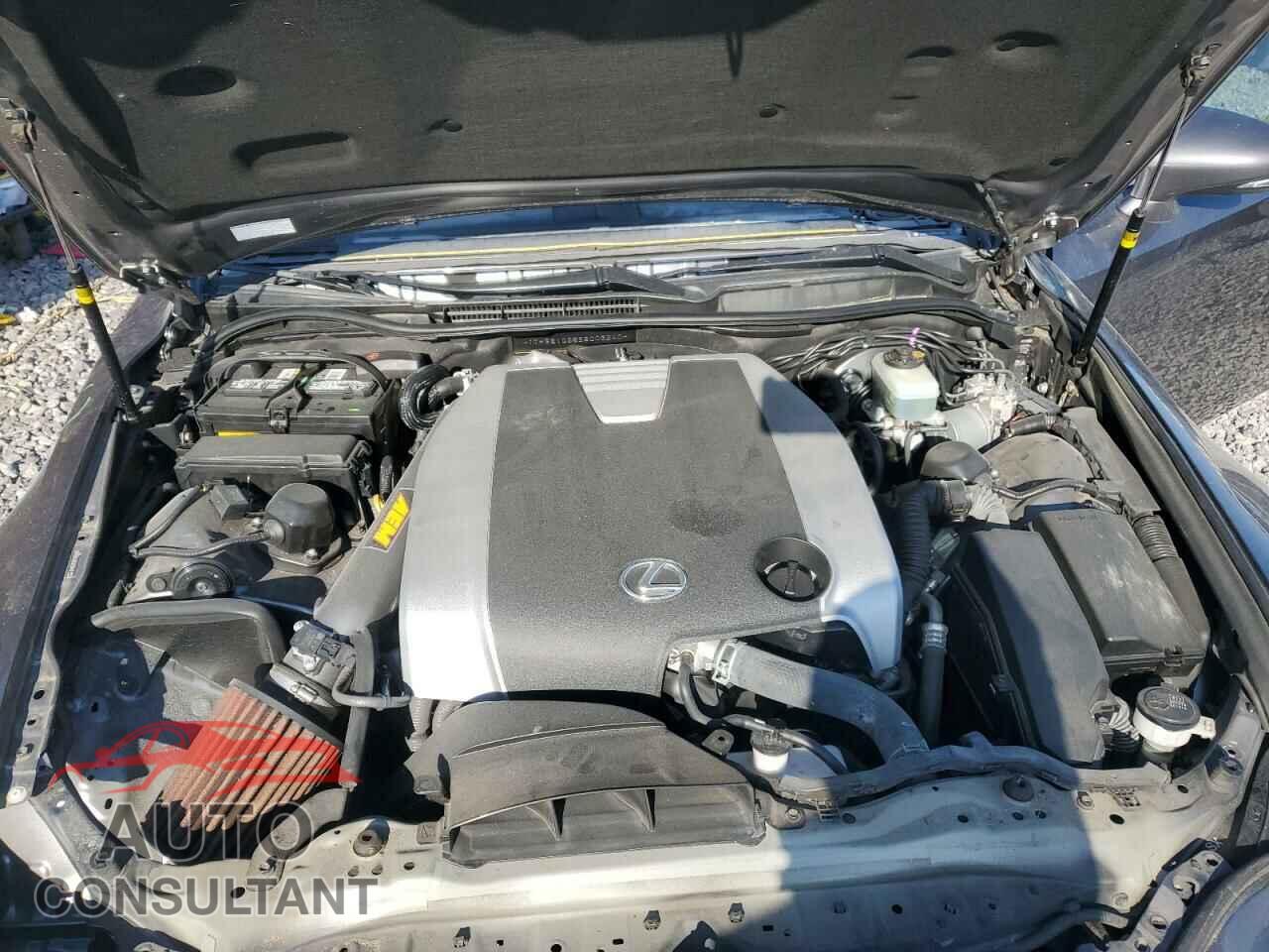 LEXUS IS 2014 - JTHBE1D25E5003240