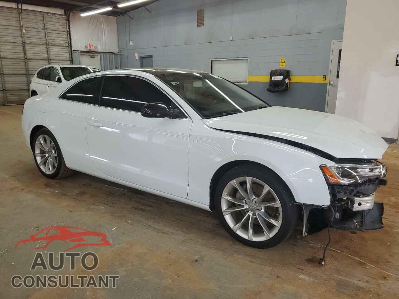 AUDI A5 2014 - WAUCFAFR0EA032159