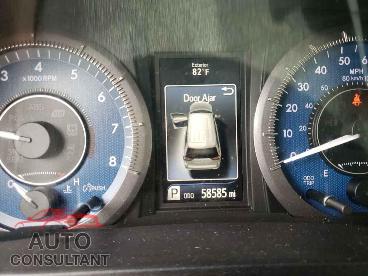 TOYOTA SIENNA 2017 - 5TDDZ3DC0HS183048