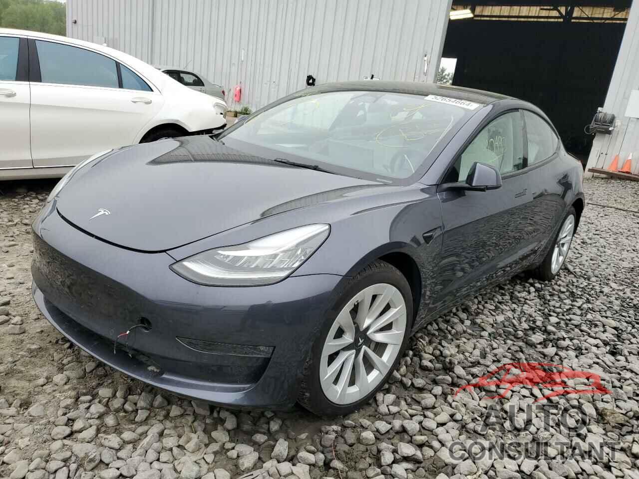 TESLA MODEL 3 2022 - 5YJ3E1EB3NF260318