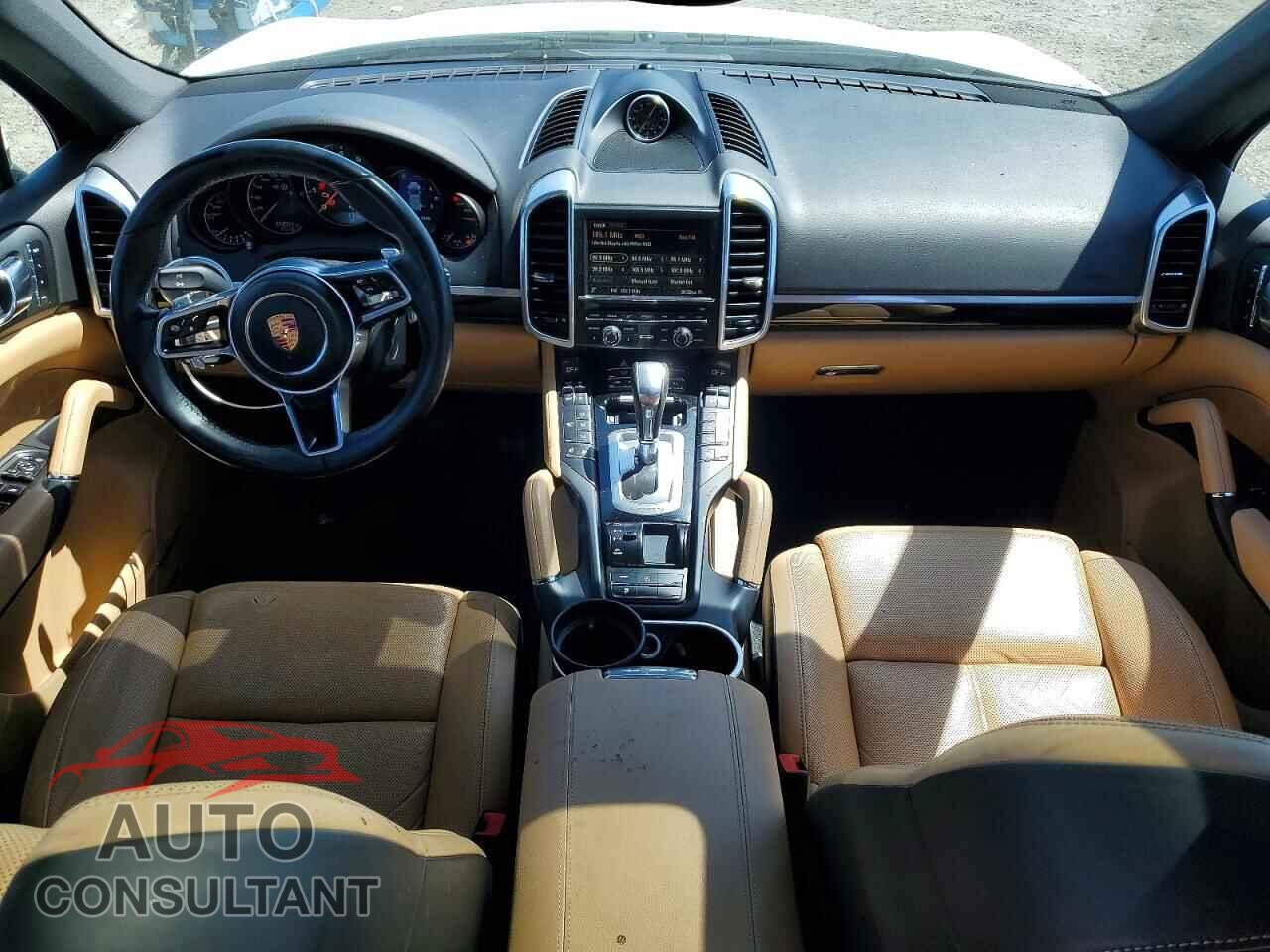 PORSCHE CAYENNE 2016 - WP1AA2A21GLA06426