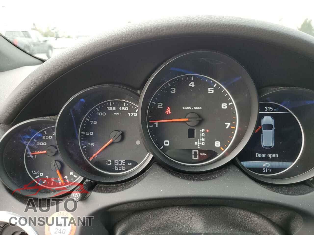 PORSCHE CAYENNE 2017 - WP1AA2A27HKA83499