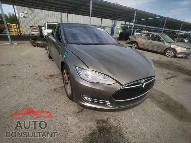 TESLA MODEL S 2016 - 5YJSA1E14GF131506