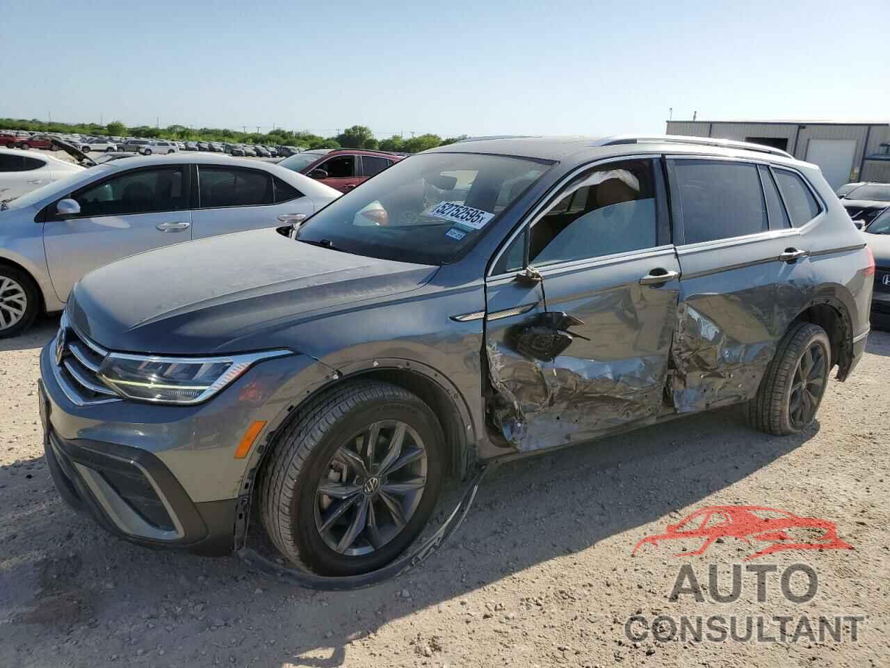 VOLKSWAGEN TIGUAN 2022 - 3VV2B7AX8NM168482