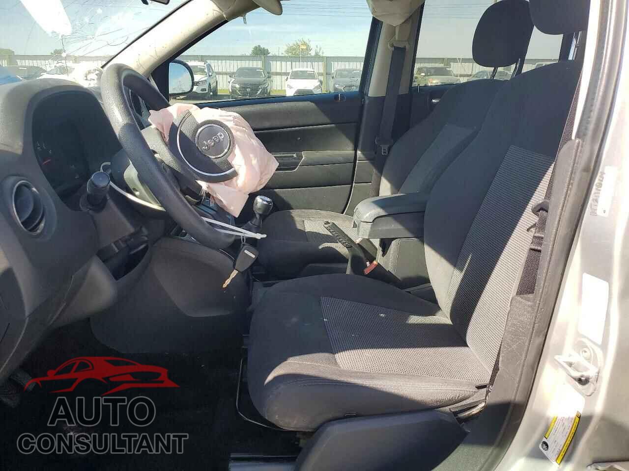 JEEP COMPASS 2012 - 1C4NJCBA7CD652542