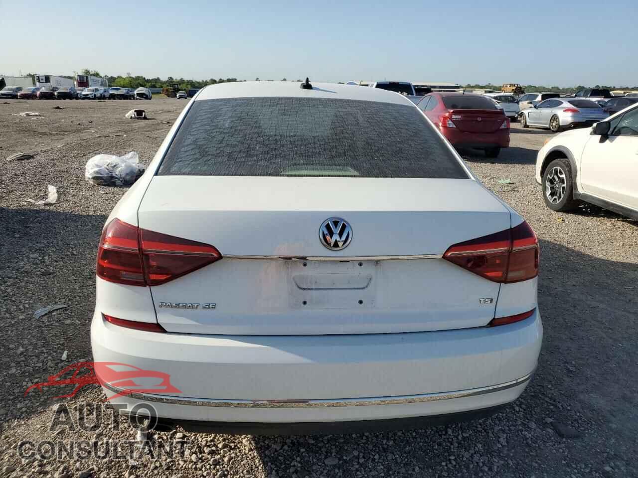 VOLKSWAGEN PASSAT 2017 - 1VWBT7A37HC015510